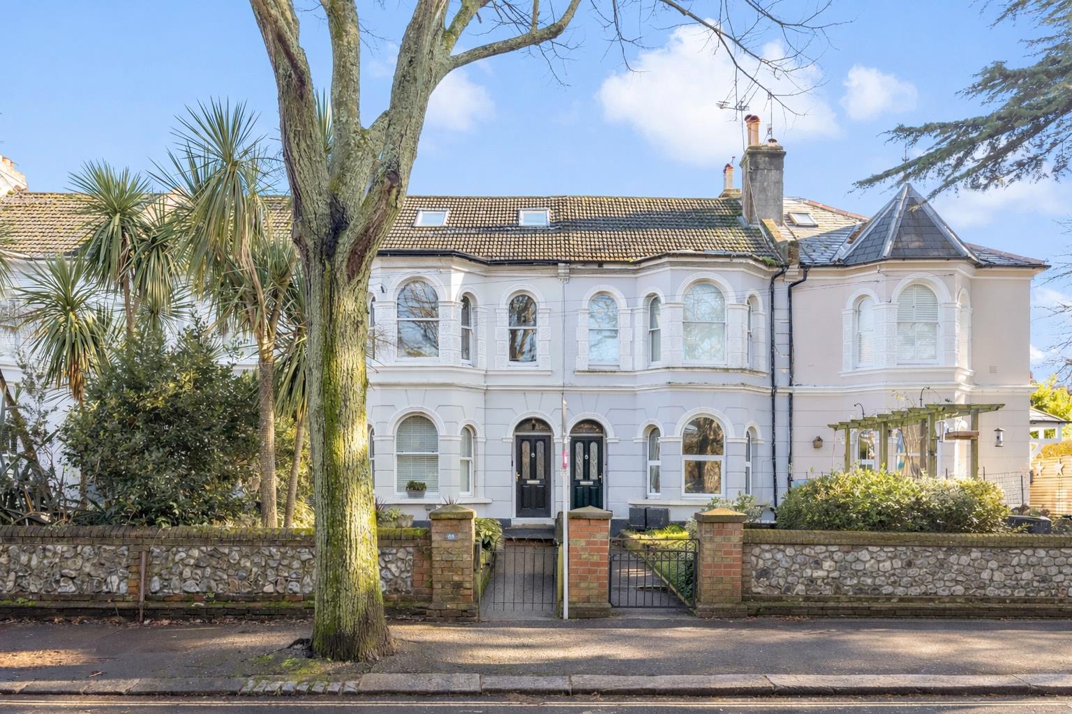 Flat | South Farm Road, Broadwater, West Sussex, BN15 7AP | For Sale